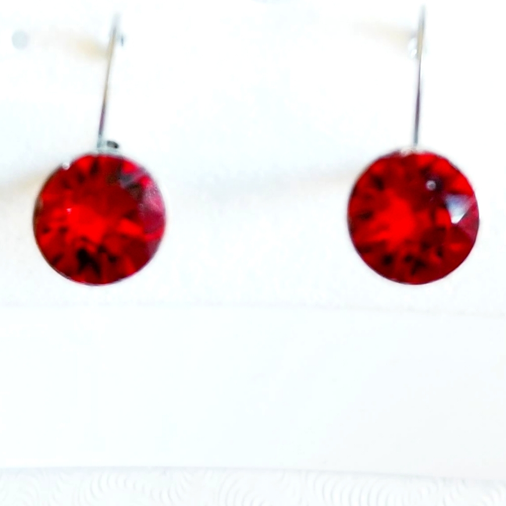 Valentines Swarovski element red earrings